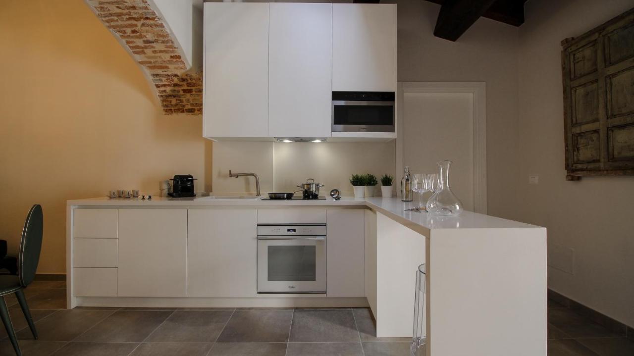 Nel Cuore Dell'Aquila Bnb Екстер'єр фото