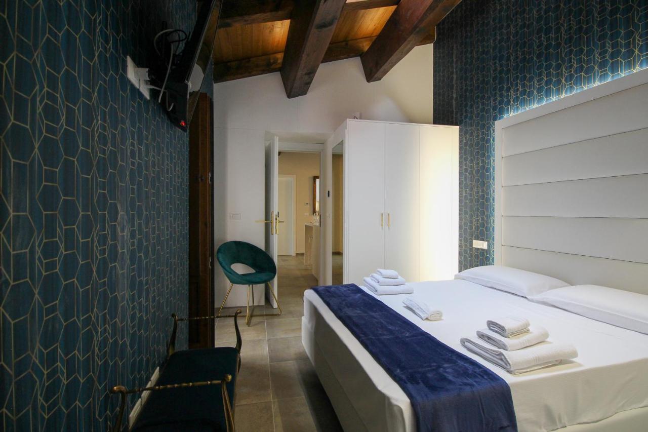 Nel Cuore Dell'Aquila Bnb Екстер'єр фото