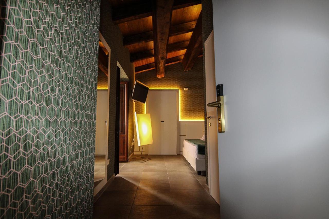 Nel Cuore Dell'Aquila Bnb Екстер'єр фото